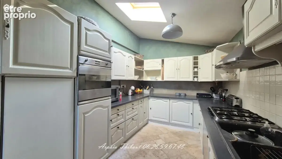 Maison familiale de plain-pied 192 m² sur plus de 8 000 m² avec vue dégagée sur le plateau - photo 4