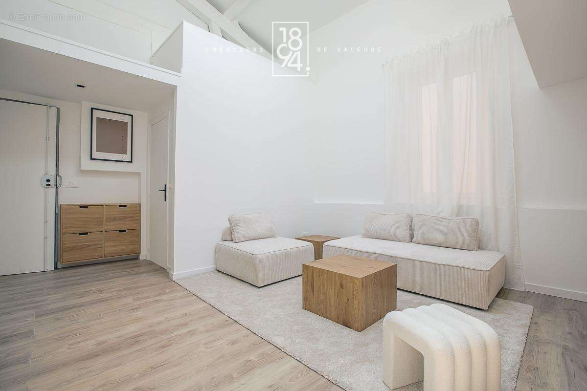 Appartement à MARSEILLE-7E