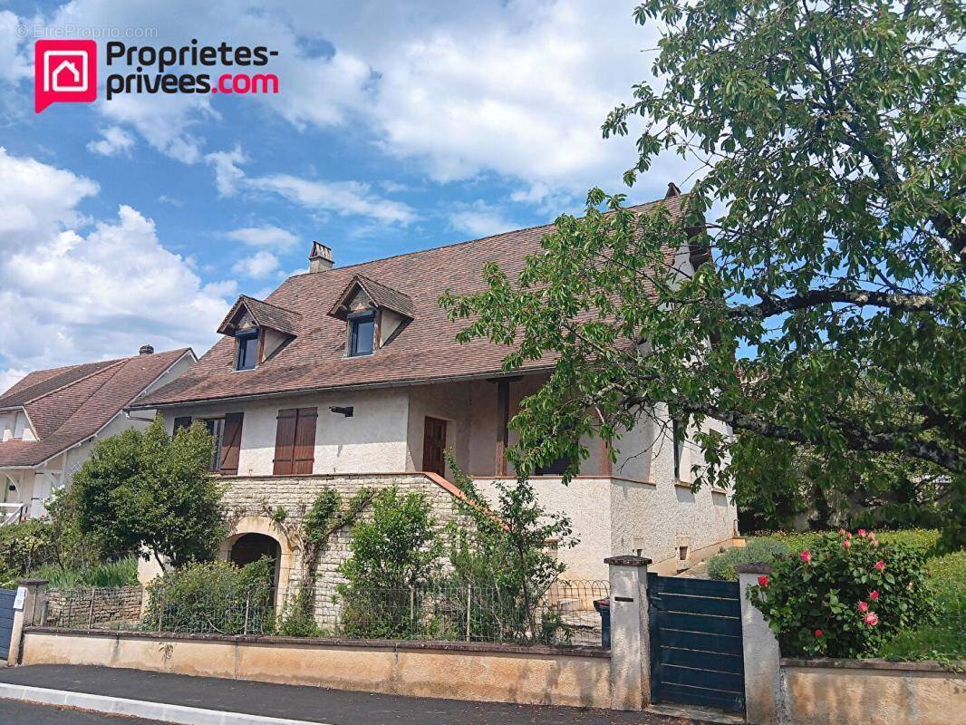 Maison à CAHORS