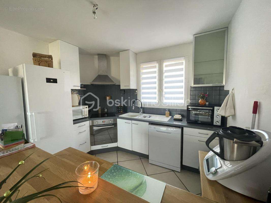 Maison à VARENNES-SUR-SEINE