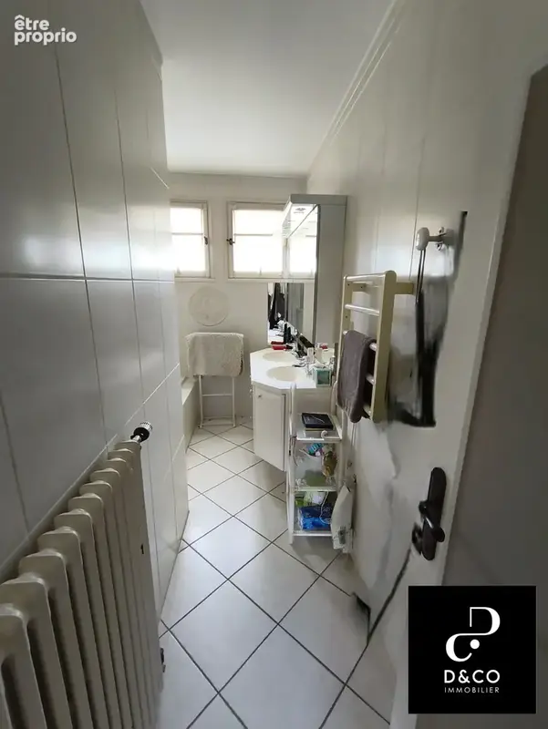Maison à rénovée, beau terrain - photo 12