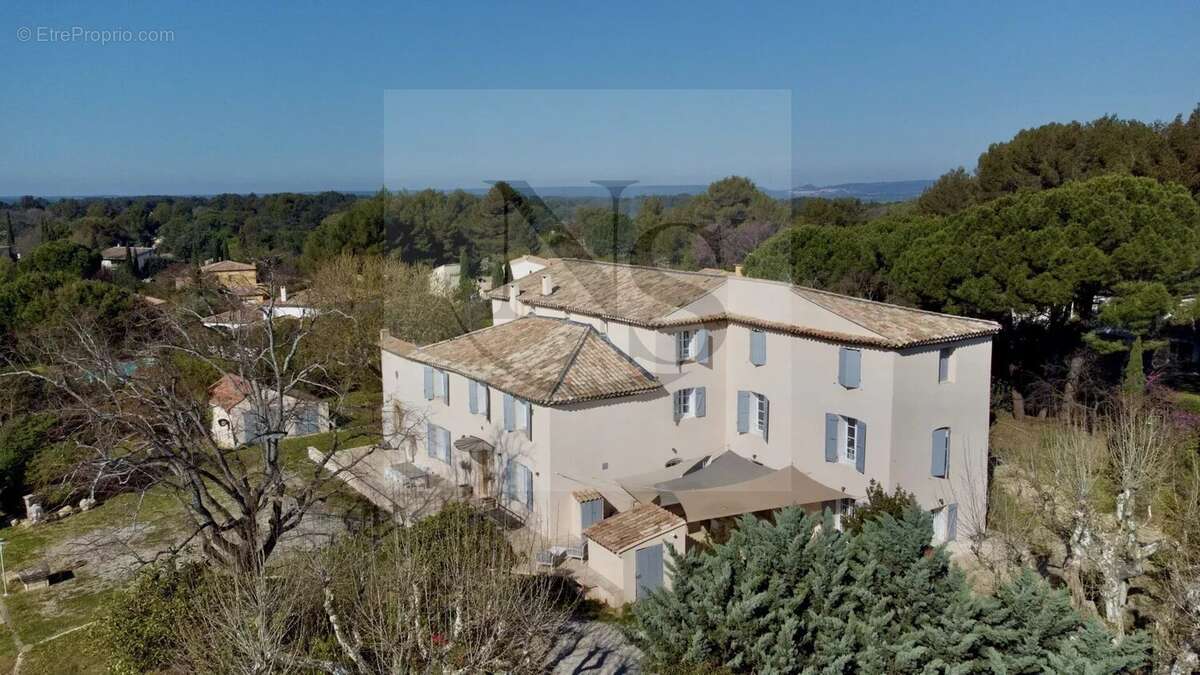 Maison à AIX-EN-PROVENCE