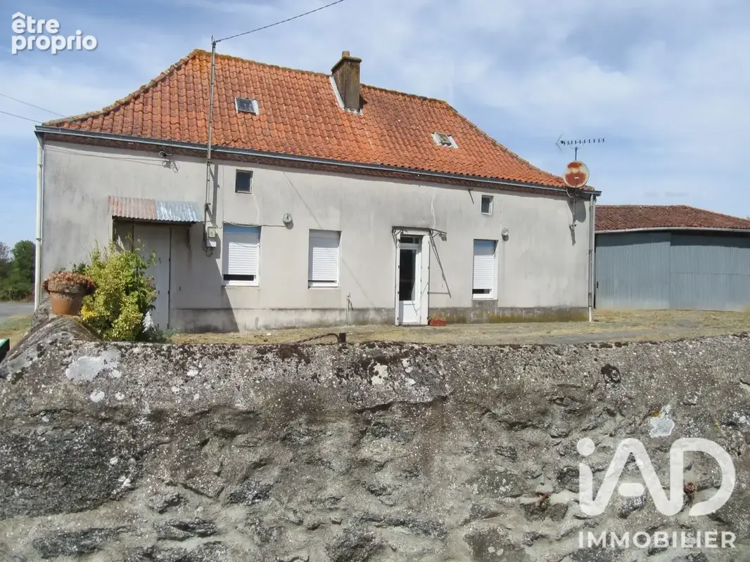 Photo 1 - Maison à MONCOUTANT