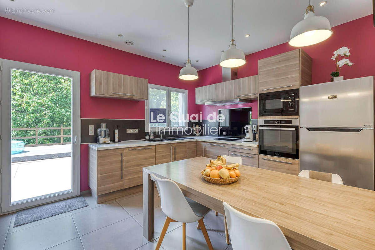 Maison 163 m² à Moirans  - photo 7