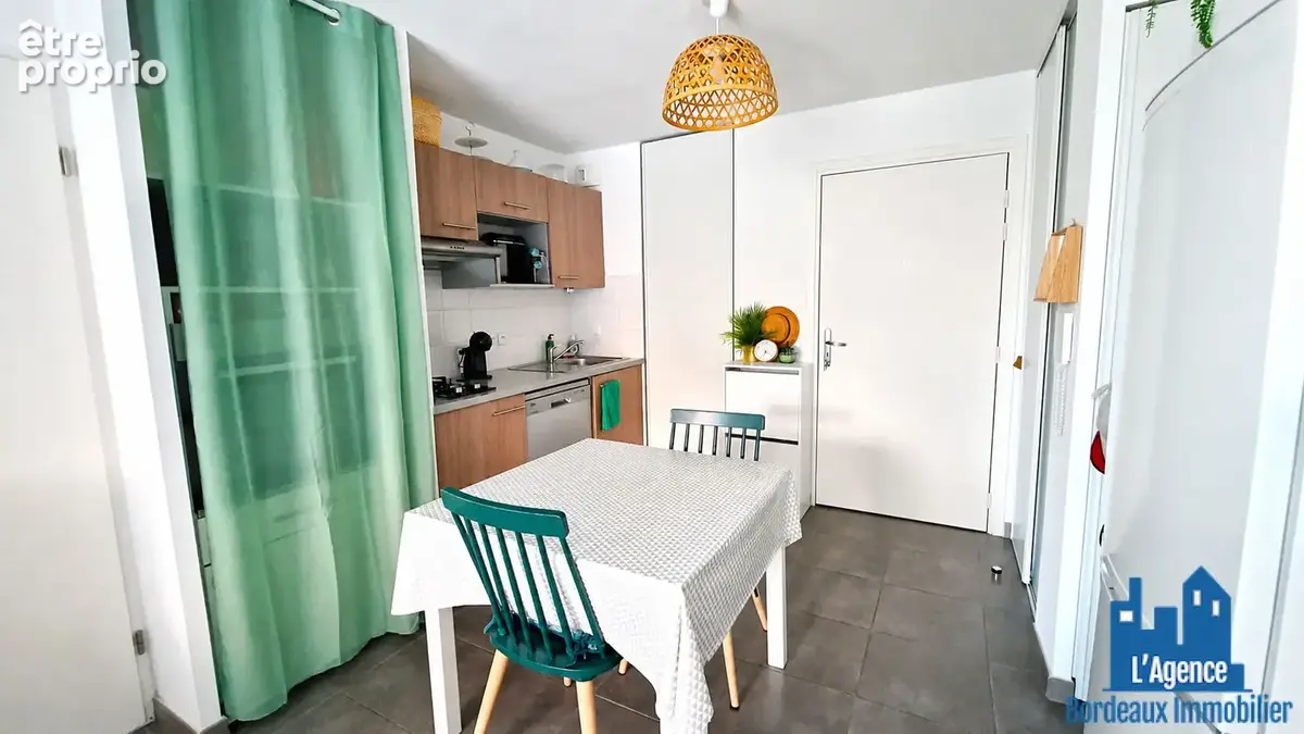 Exclusivite ! eysines - la lesque/montalieu - appartement t2 de 40m² - rdj - terrasse 6.50m² - parking !! sébastien baudot o6 18 - photo 4