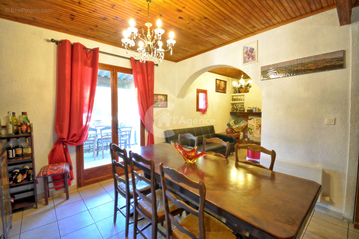 Maison à MOUANS-SARTOUX