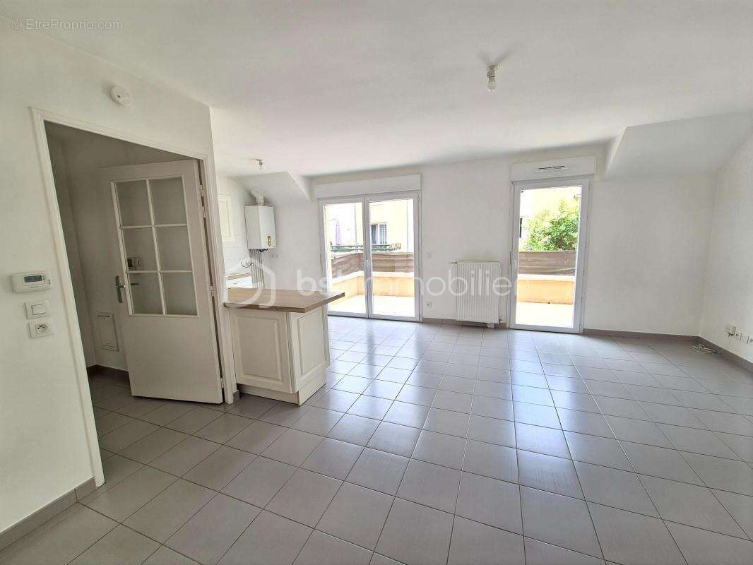 Appartement à LISSES