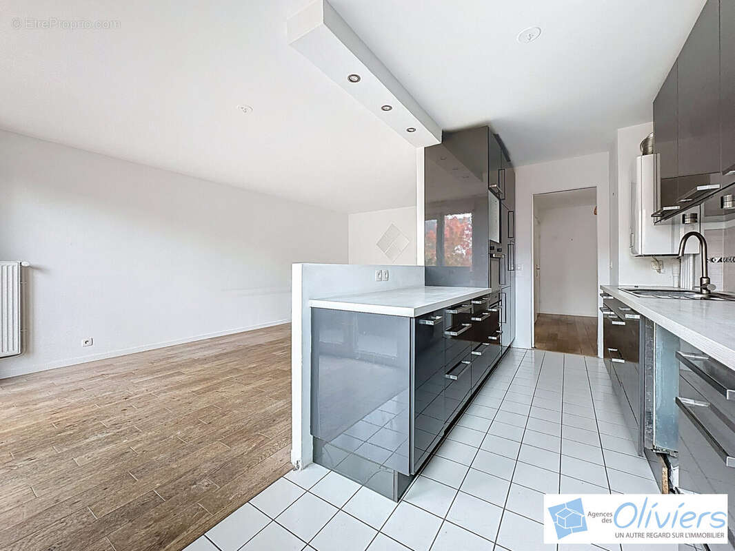 Appartement à MONTIGNY-LE-BRETONNEUX