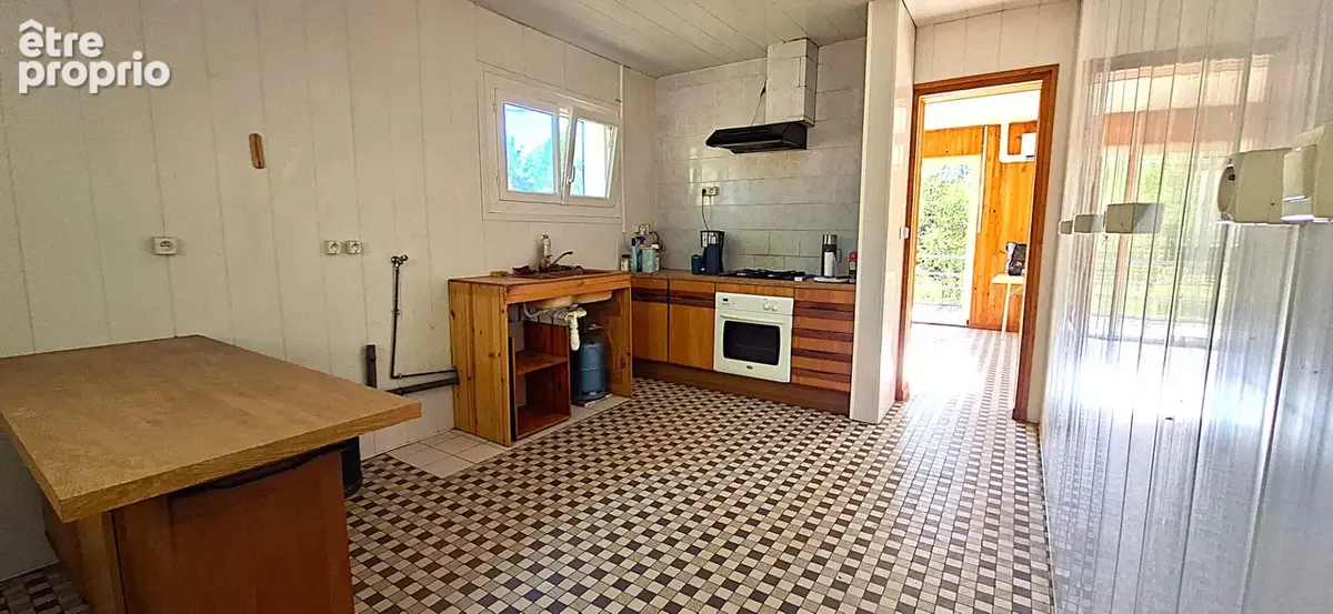 Maison avec sous sol  de 166m² + garage 33m² - photo 6