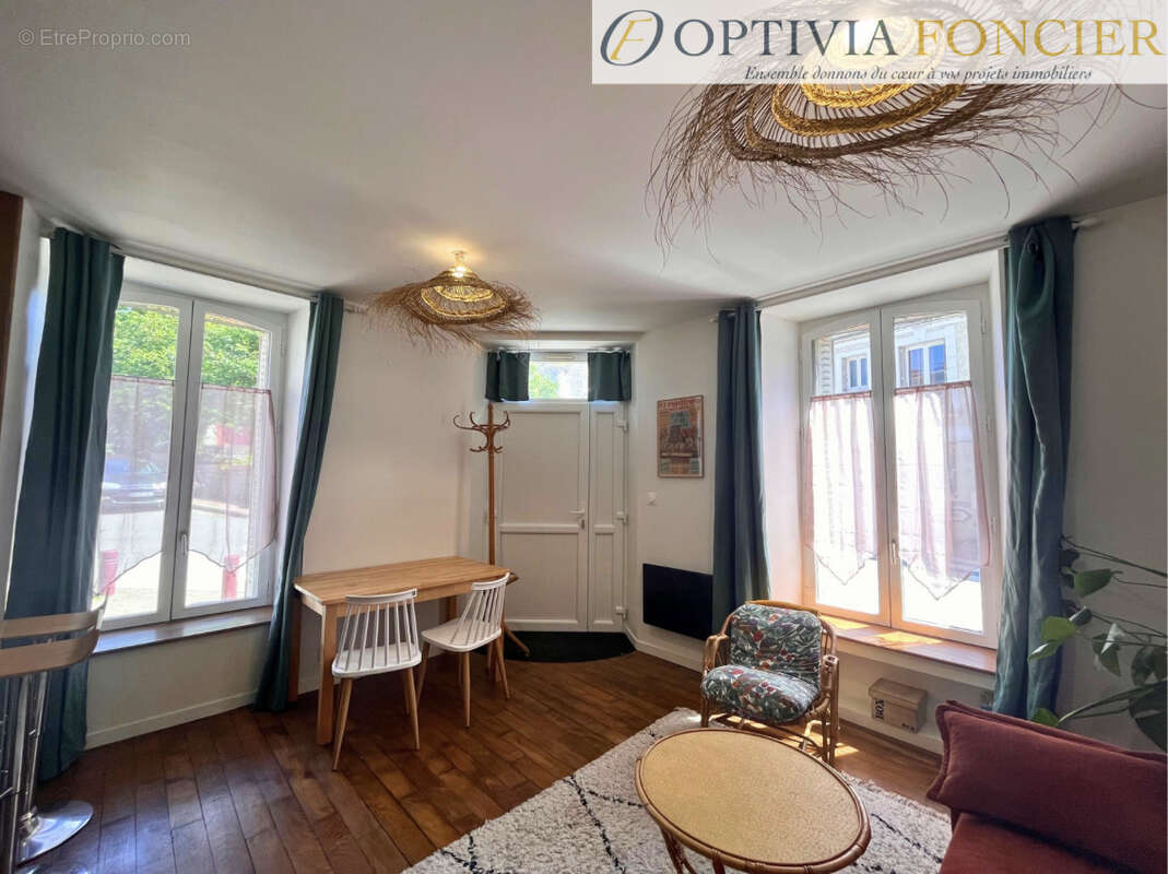 Exclusivité Superbe Maison en pierre de bourg T5 123 m2 - Petit jardin + Annexe - photo 19