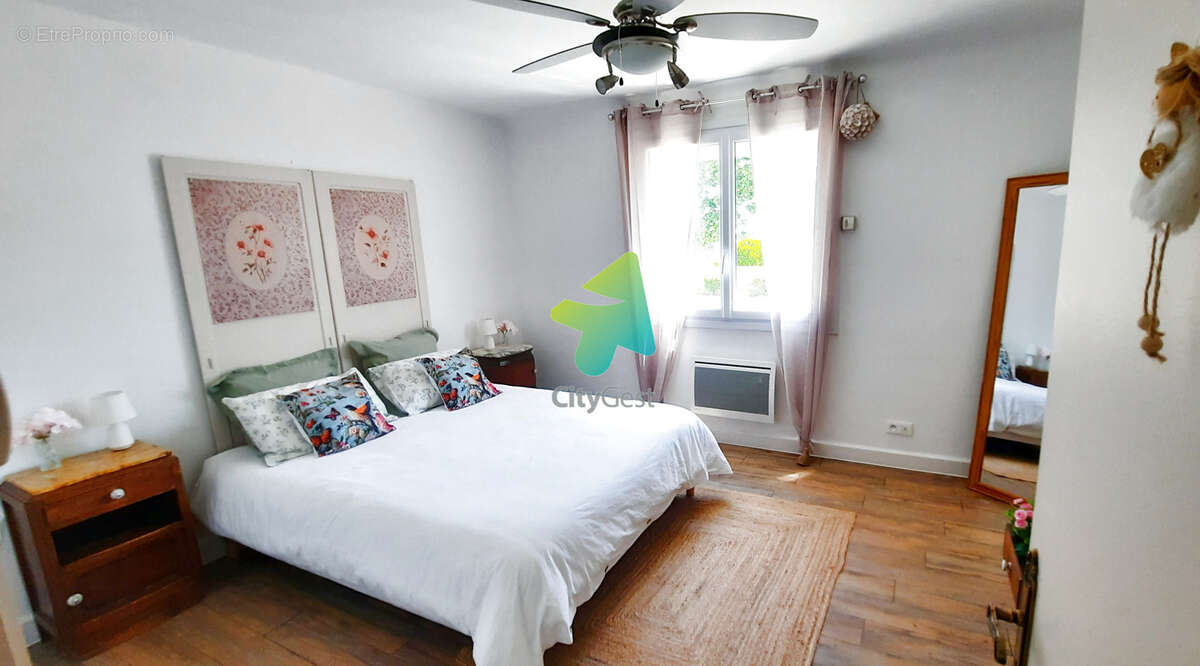 Villa polyvalente de 180 m2 avec locaux commerciaux et habitation - photo 9