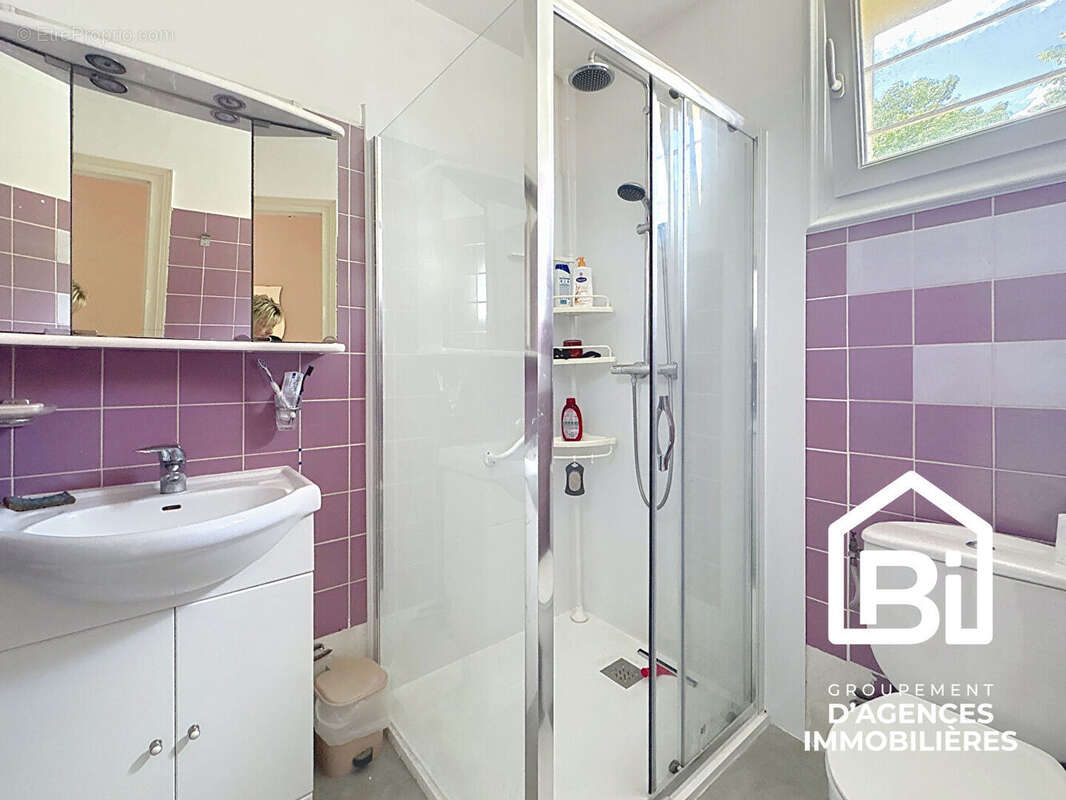 Maison à SAINT-MARTIN-DE-FONTENAY