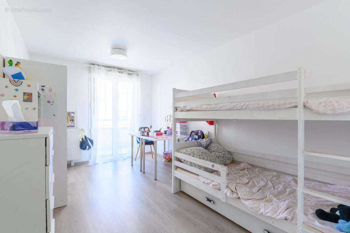 Appartement à PONTAULT-COMBAULT