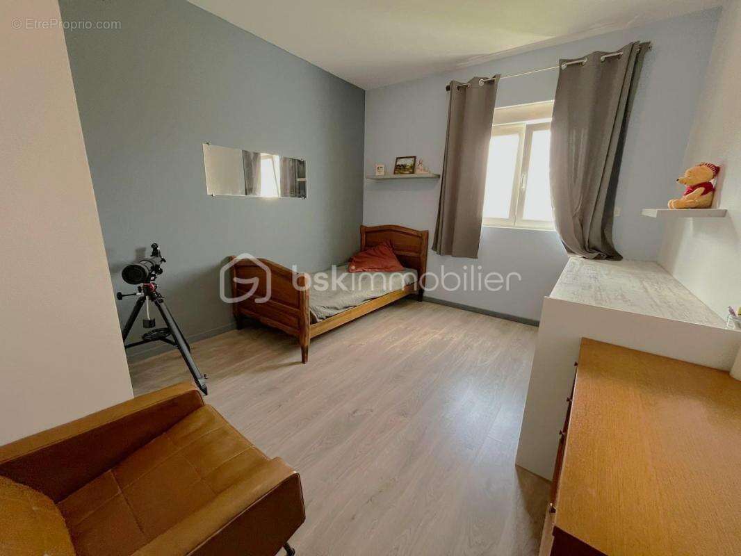 Maison à SAINT-ROMAIN-D&#039;AY