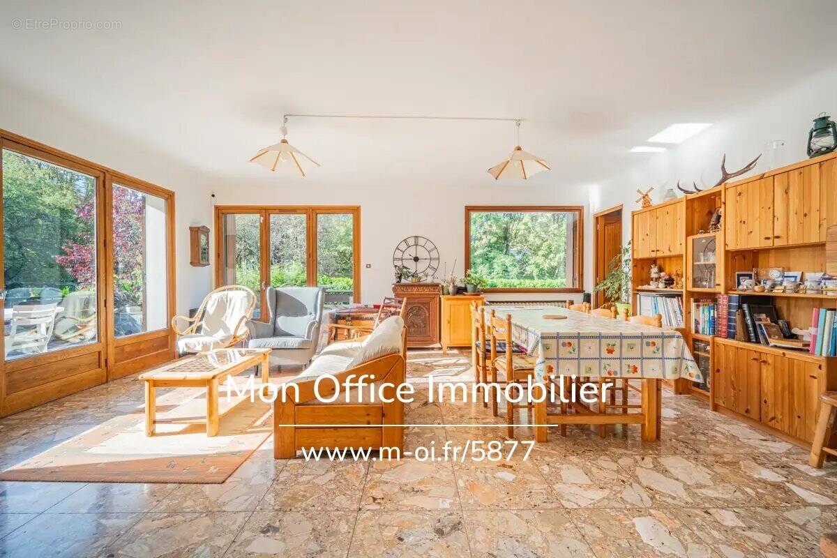 Maison à ALBERTVILLE