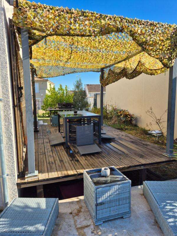 Maison à SAINT-GENIES-DE-COMOLAS