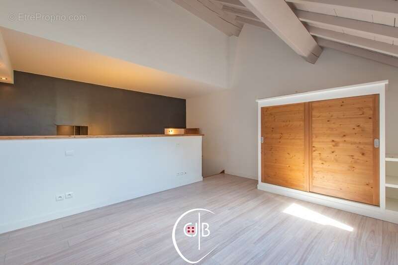 Appartement à LE BOURGET-DU-LAC