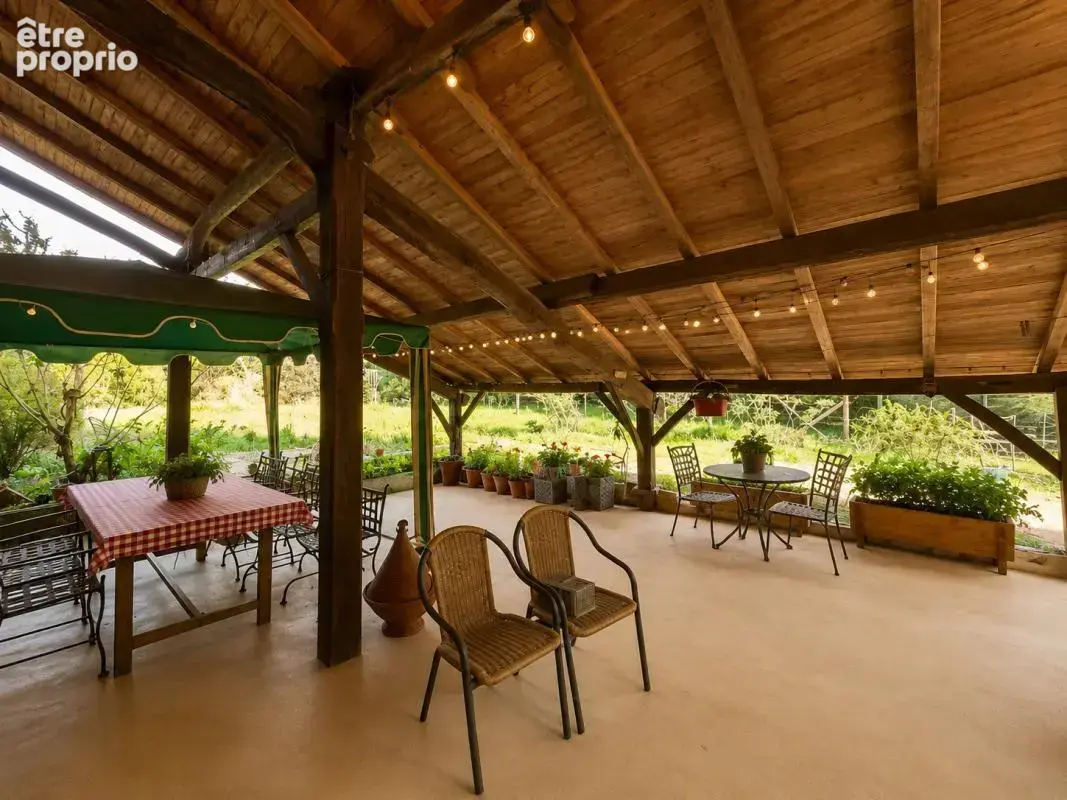 Longère de Caractère avec Jardin, Garage et Dépendances - photo 7