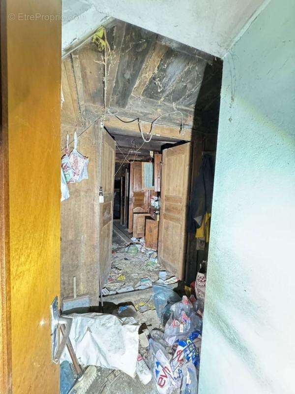 Maison à RIEUTORT-DE-RANDON