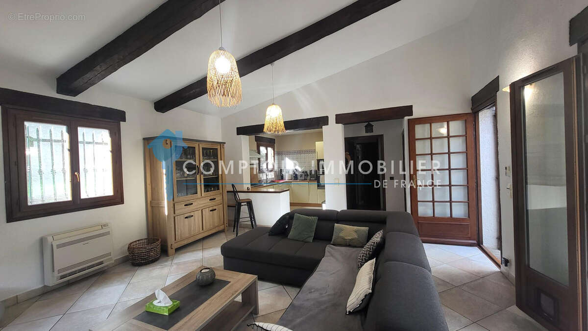 Villa P3 avec dépendance P2 au CAP CORSE sur un terrain de 1500 m2 - photo 5