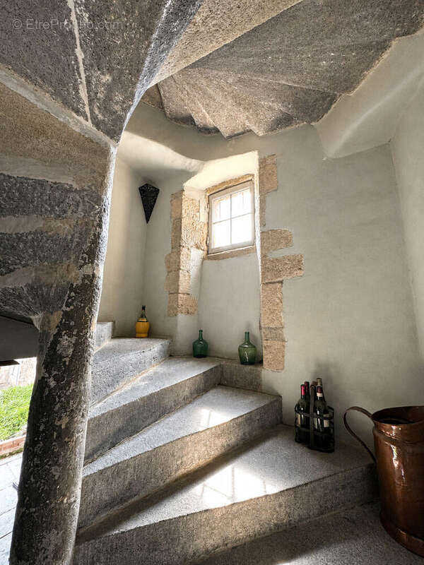 Propriété avec dépendances à Saint Saturnin - photo 12