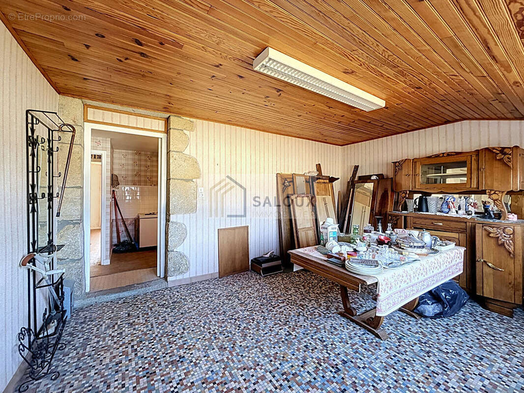 Immeuble ancien à Noyal-Muzillac - idéal investissement - photo 5