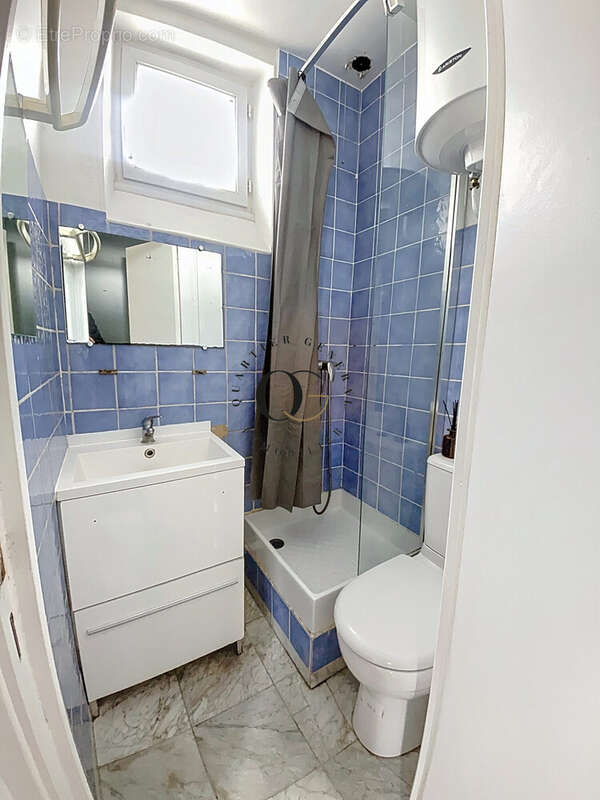 Appartement à PARIS-14E