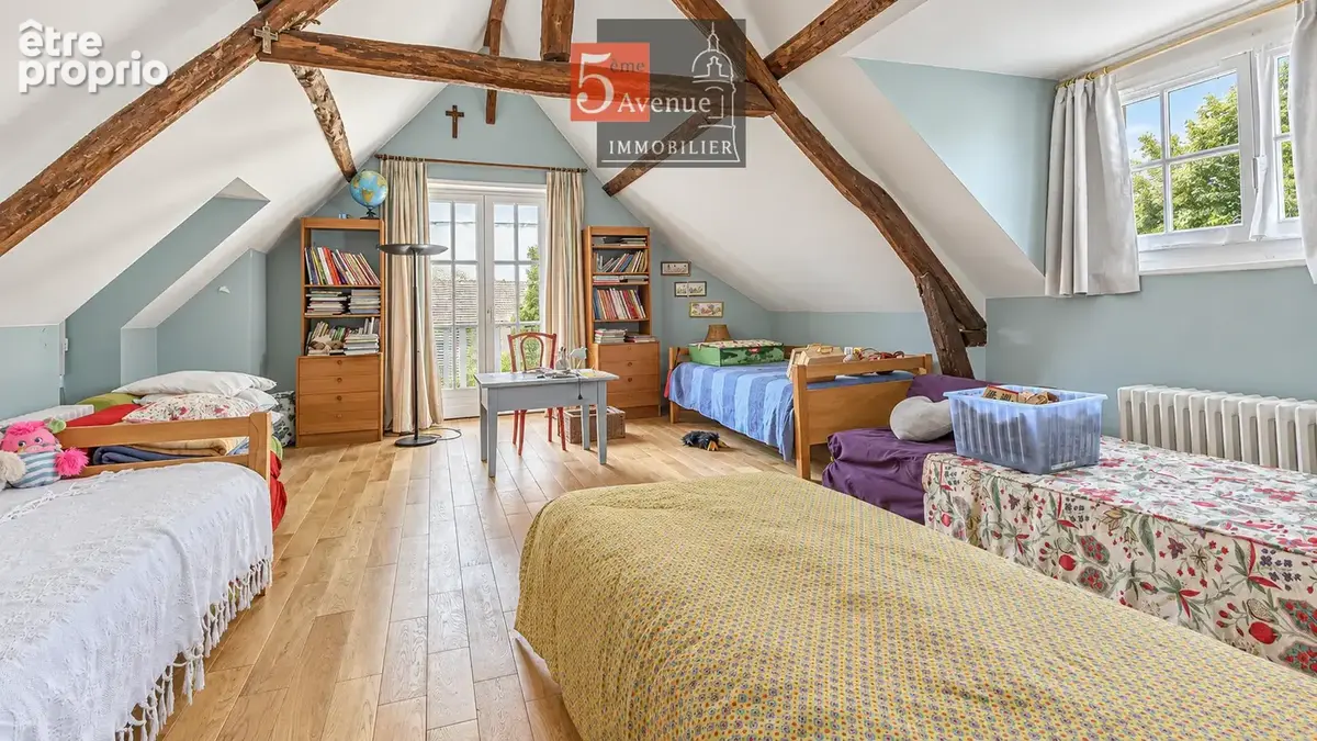 À vendre. Propriété ancienne en pierre de 400m2 avec piscine intérieure - photo 14