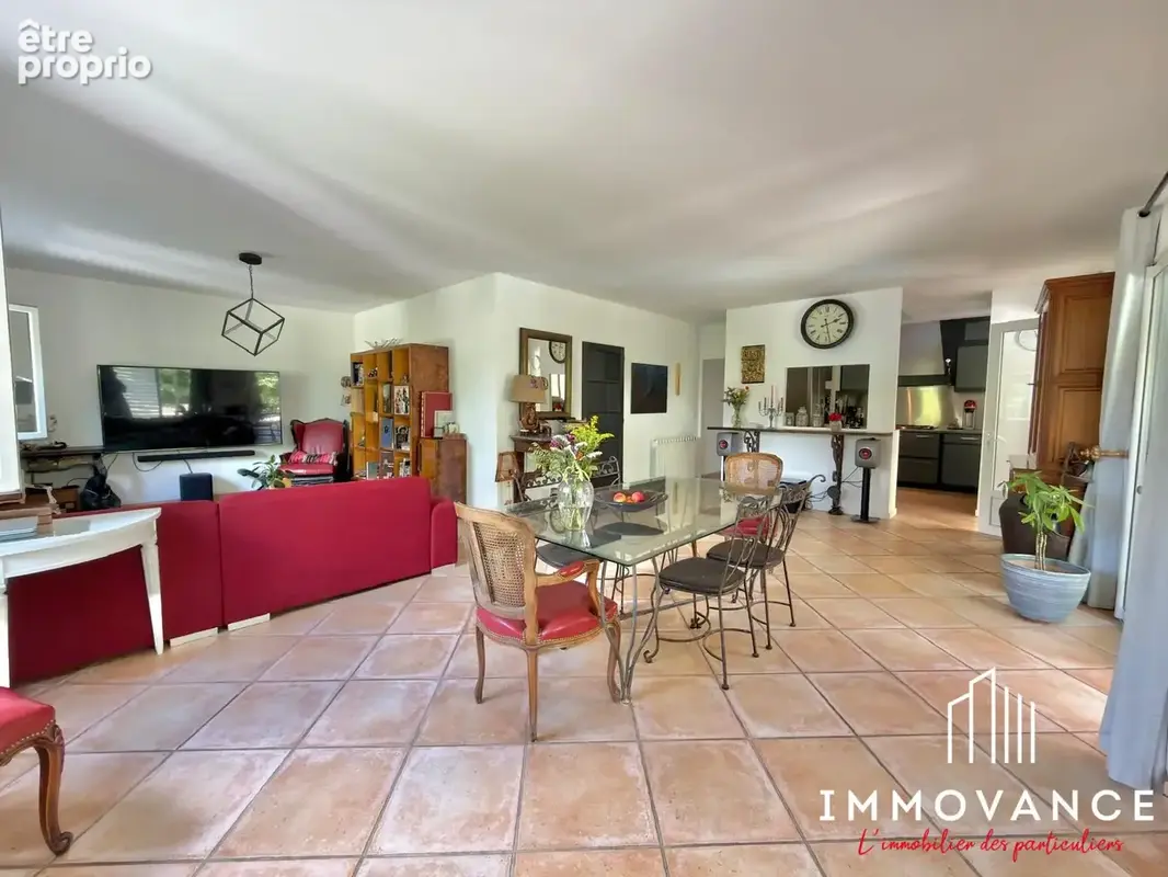 Maison 150 m² à Saint-Mathieu-De-Treviers  - photo 5
