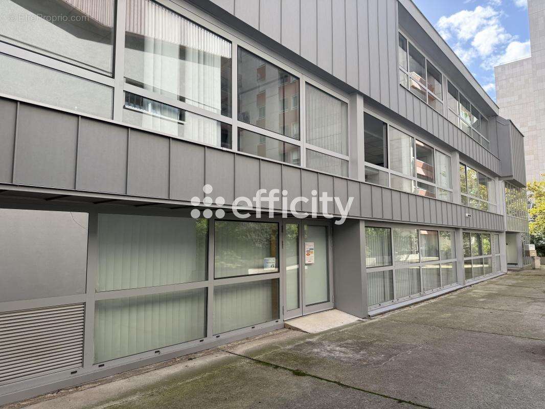 Appartement 1900 m² à Paris-13e  - photo 3