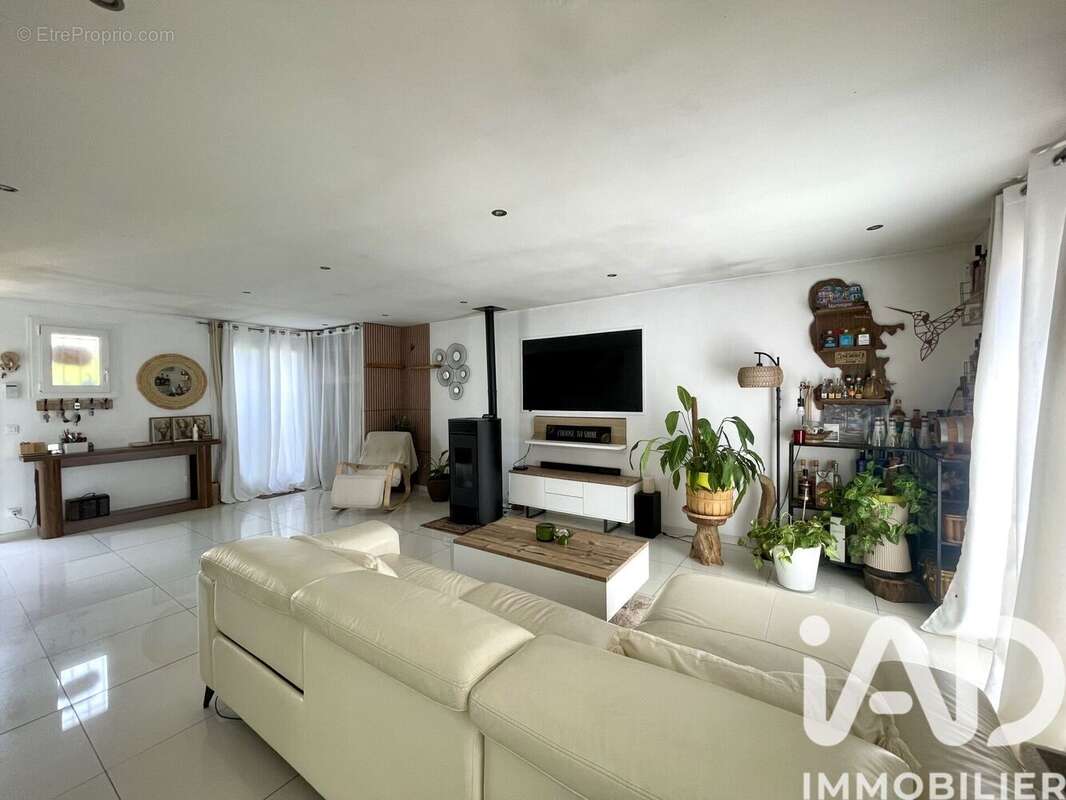 Maison 128 m² à Saint-Pathus  - photo 5
