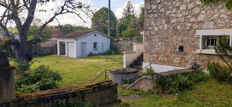 Maison à VILLEFRANCHE-DE-ROUERGUE