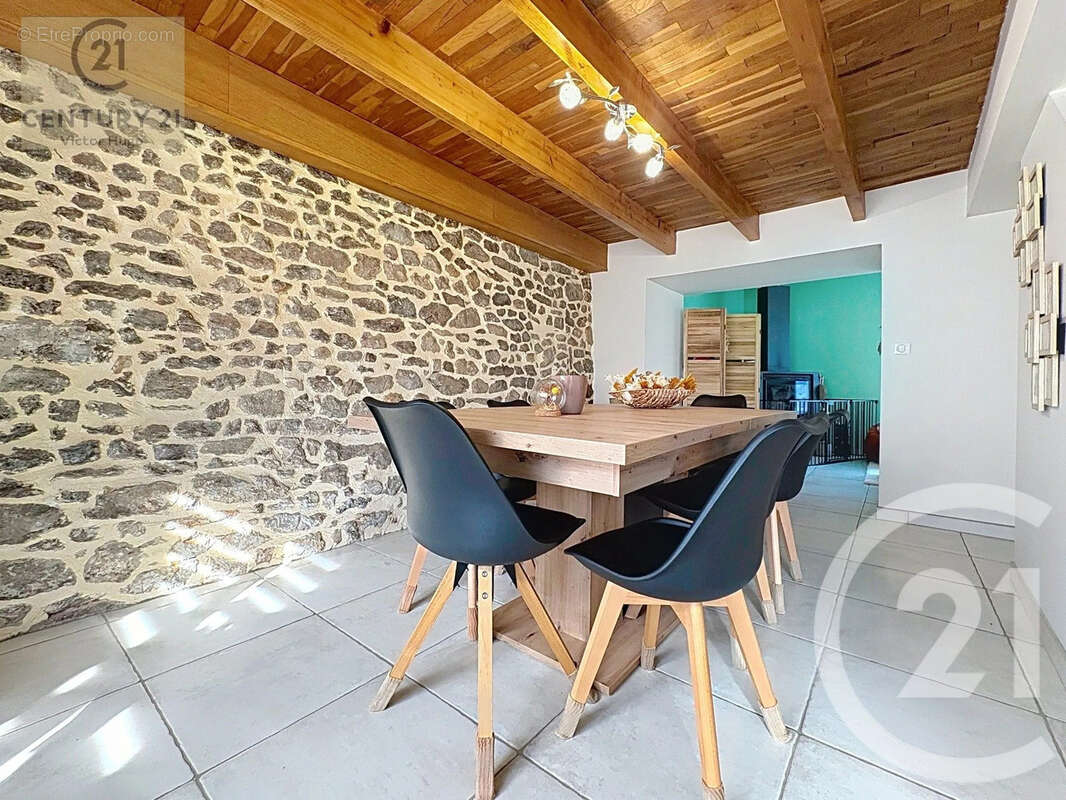 Maison à RILHAC-RANCON