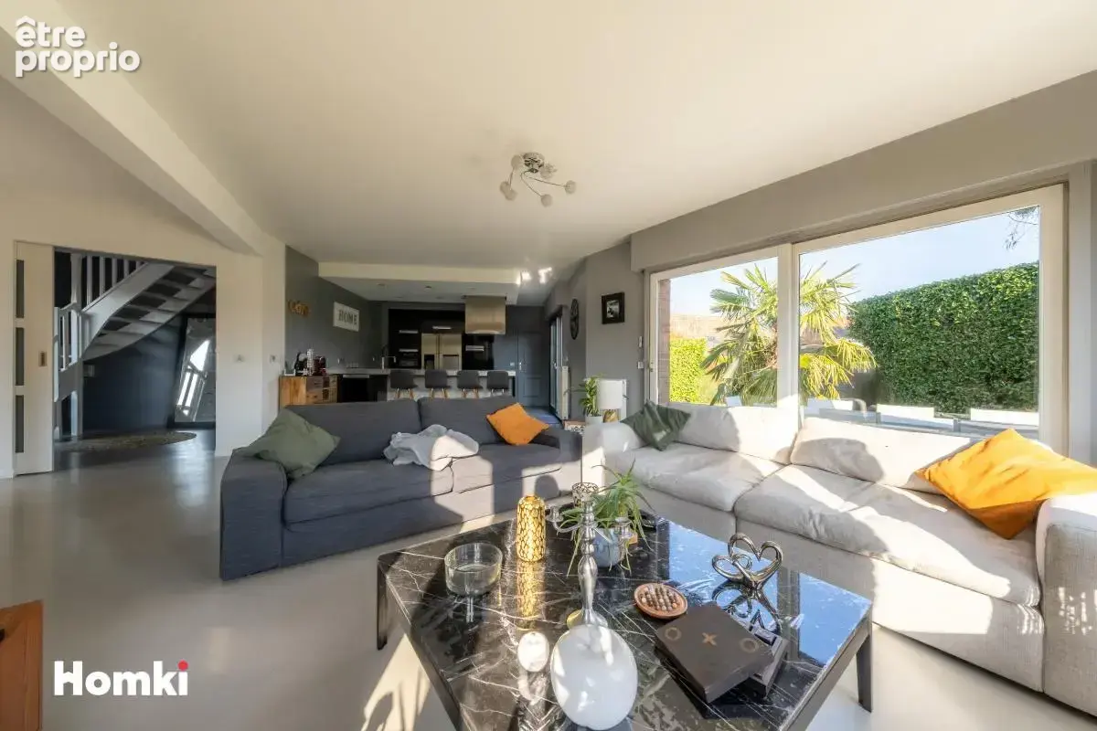 Maison/Villa T7 de 181 m² à Lompret 59840 - photo 4
