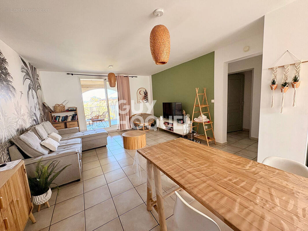 Appartement à SAINT-PIERRE