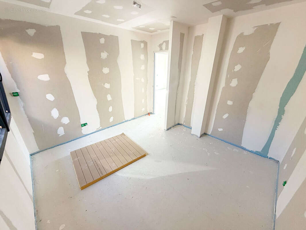 Villa 5 pièces de 119 m2 avec piscine - photo 15