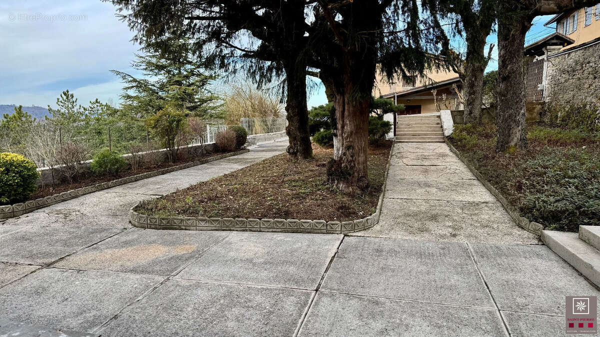 Maison à AMBERIEU-EN-BUGEY