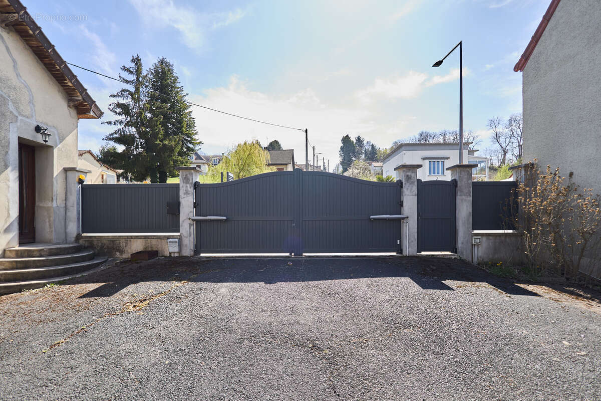 Maison à MAREUIL-LE-PORT