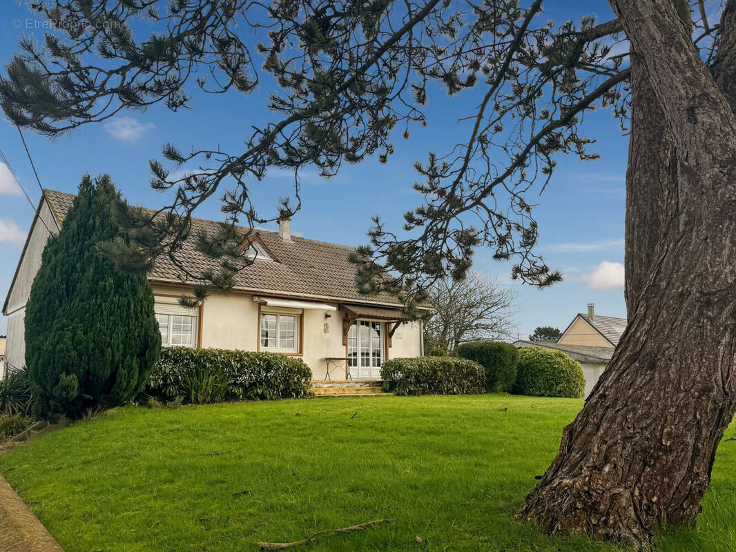 Maison à SAINT-NICOLAS-D'ALIERMONT