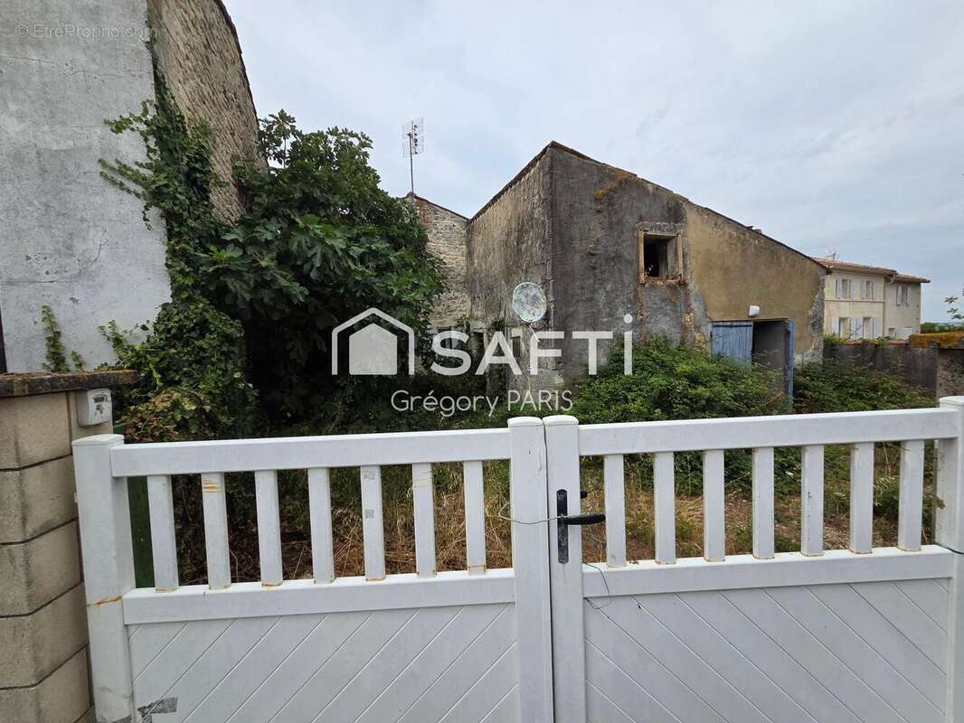 Maison 61 m² à Pons  - photo 2