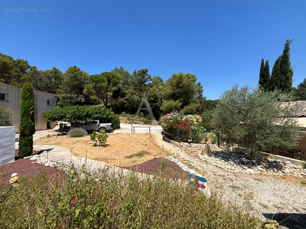 Domaine à CARCASSONNE avec piscine, gîte et chambres d'hôtes - photo 10