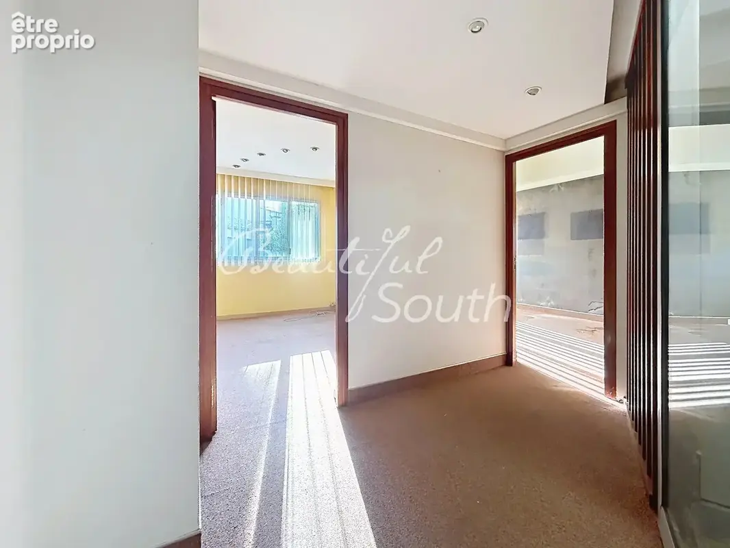 Bureaux spacieux de 162 m² à Perpignan - photo 5