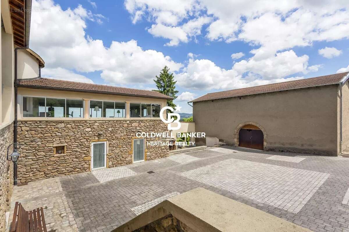 Maison à SAINTE-CONSORCE