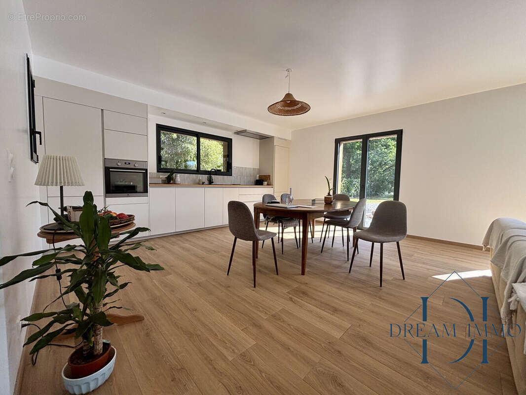 Maison à LIT-ET-MIXE