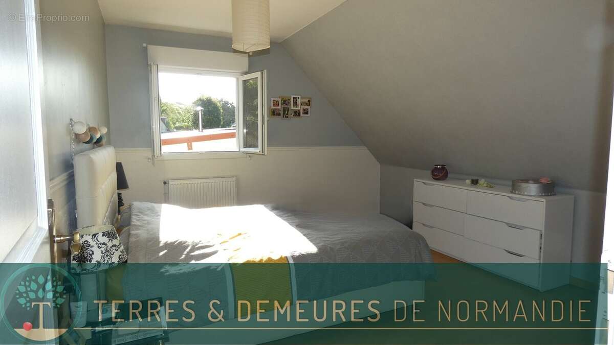 Maison à SAINT-MARTIN-EN-CAMPAGNE