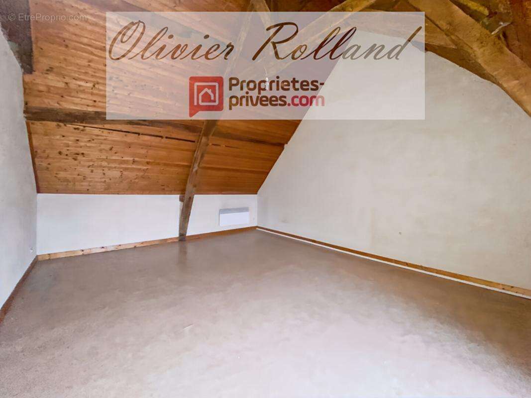 Maison à BEAULIEU-SUR-LAYON