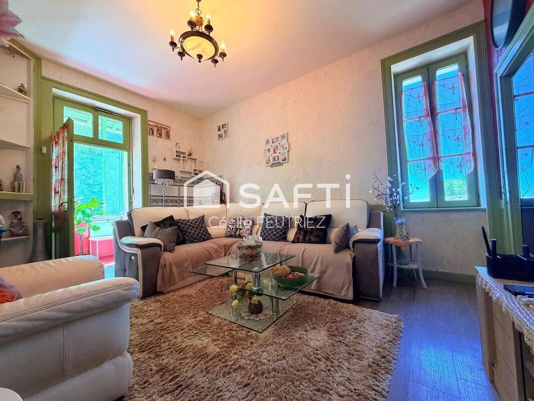 Maison 170 m² à Saint-Junien  - photo 6