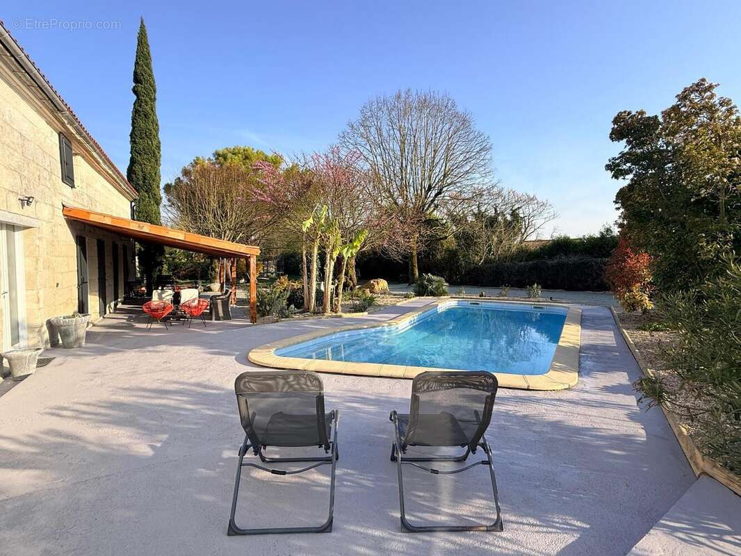 Photo 2 - Maison à LES GONDS