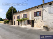 Maison à JUILLAGUET