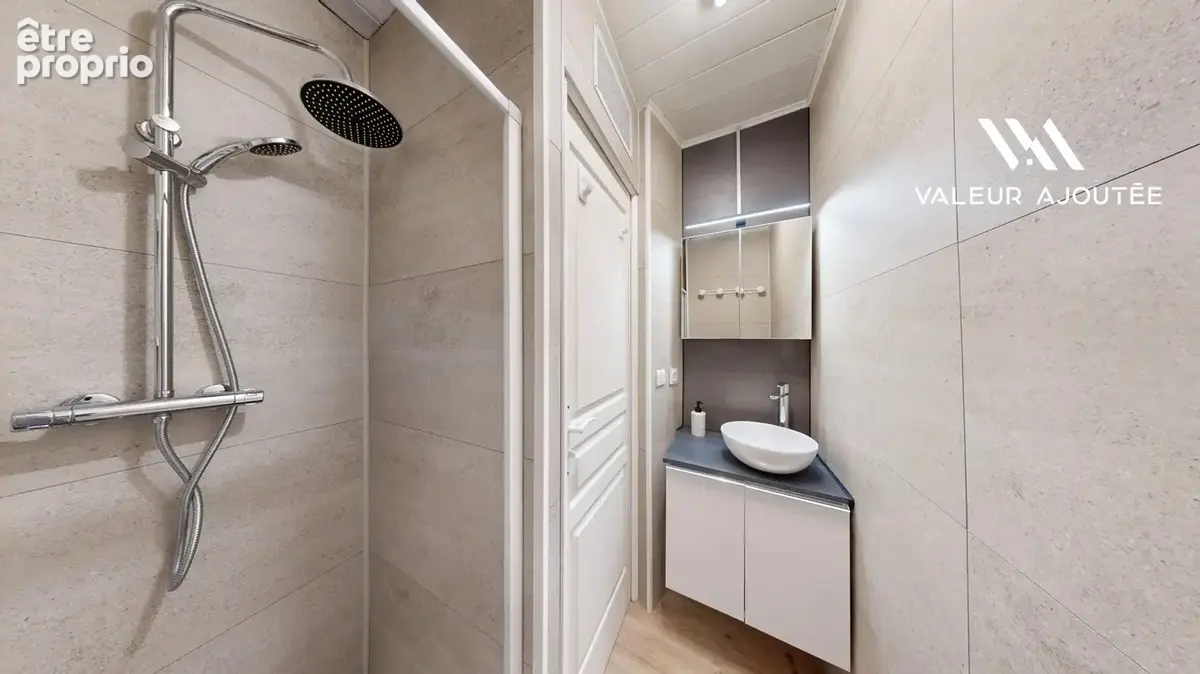 Salle d'eau refaite du 1er gîte